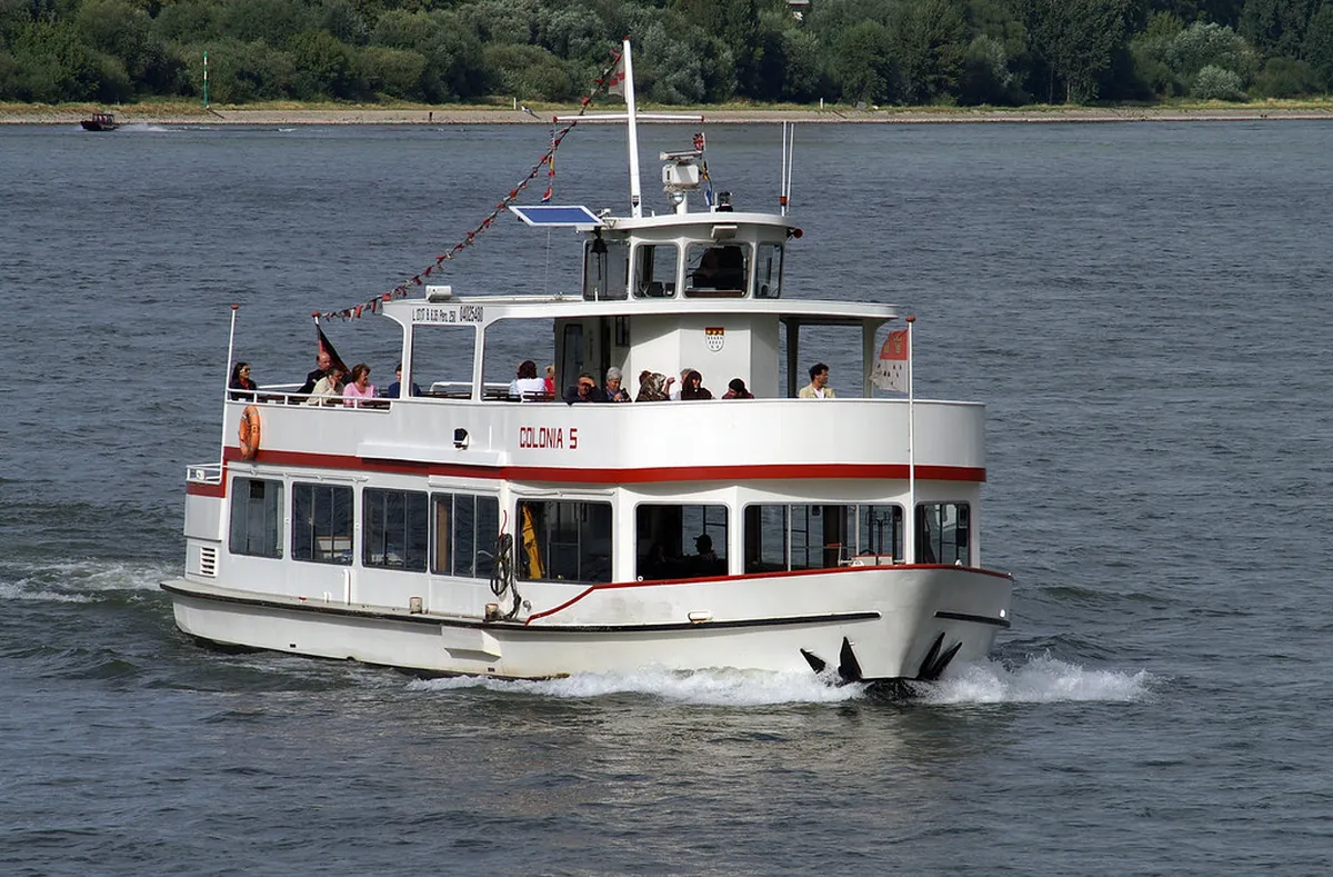 10 Colonia Ferry Booking Tips for a Smooth Trip in 2026