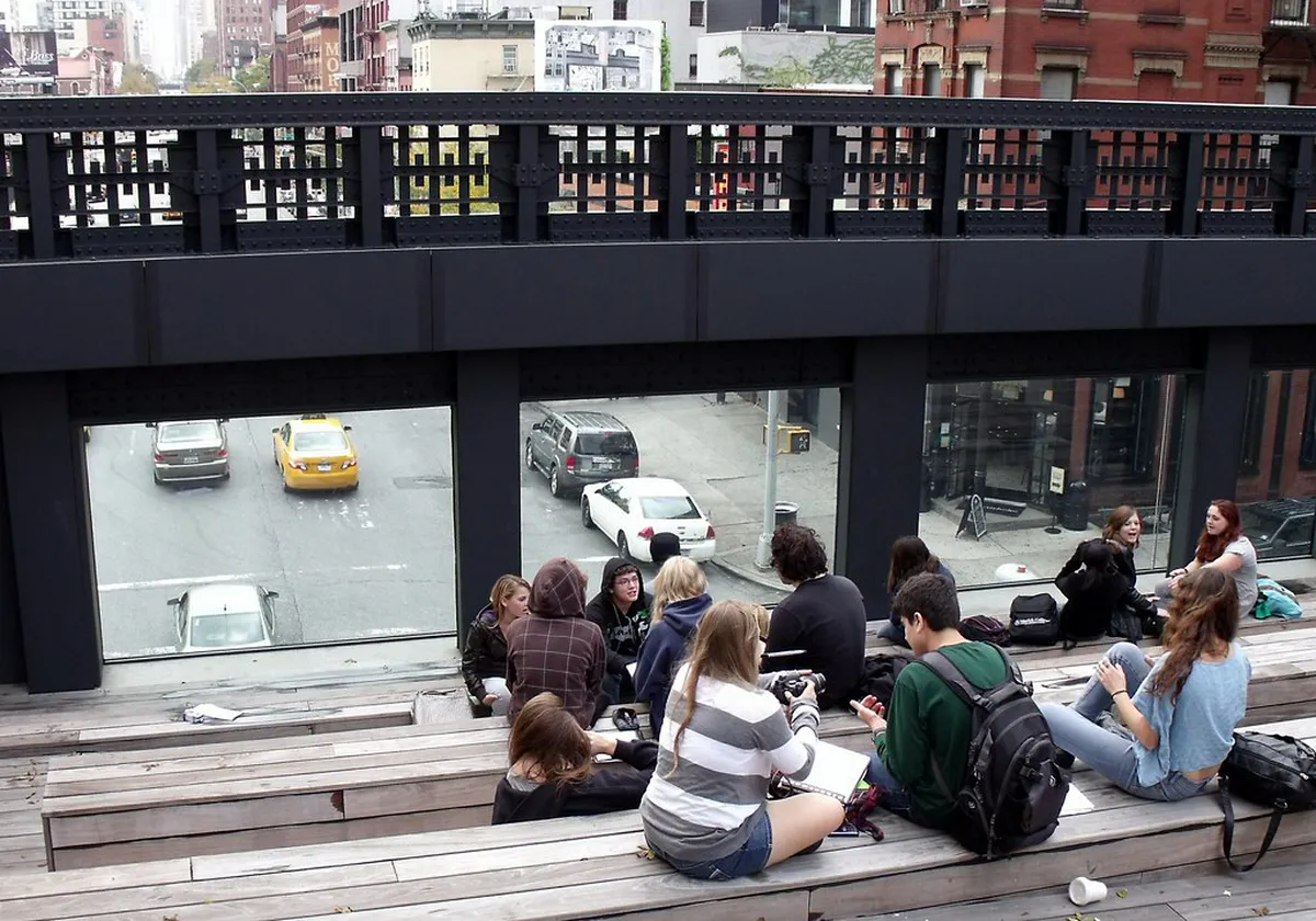 Accessibility of the Amphitheater Rock Formation in Cafayate