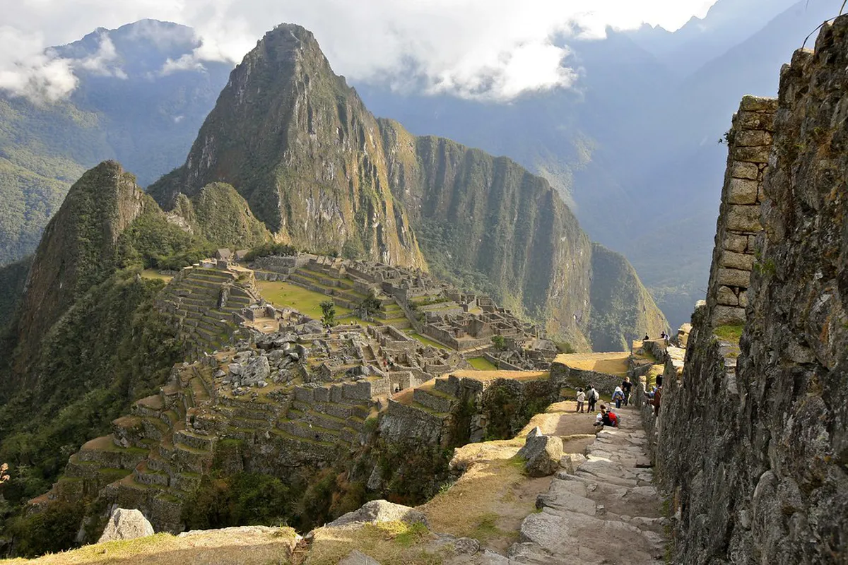 Best Machu Picchu Citadel Tour Guide: 12 Must-See Highlights