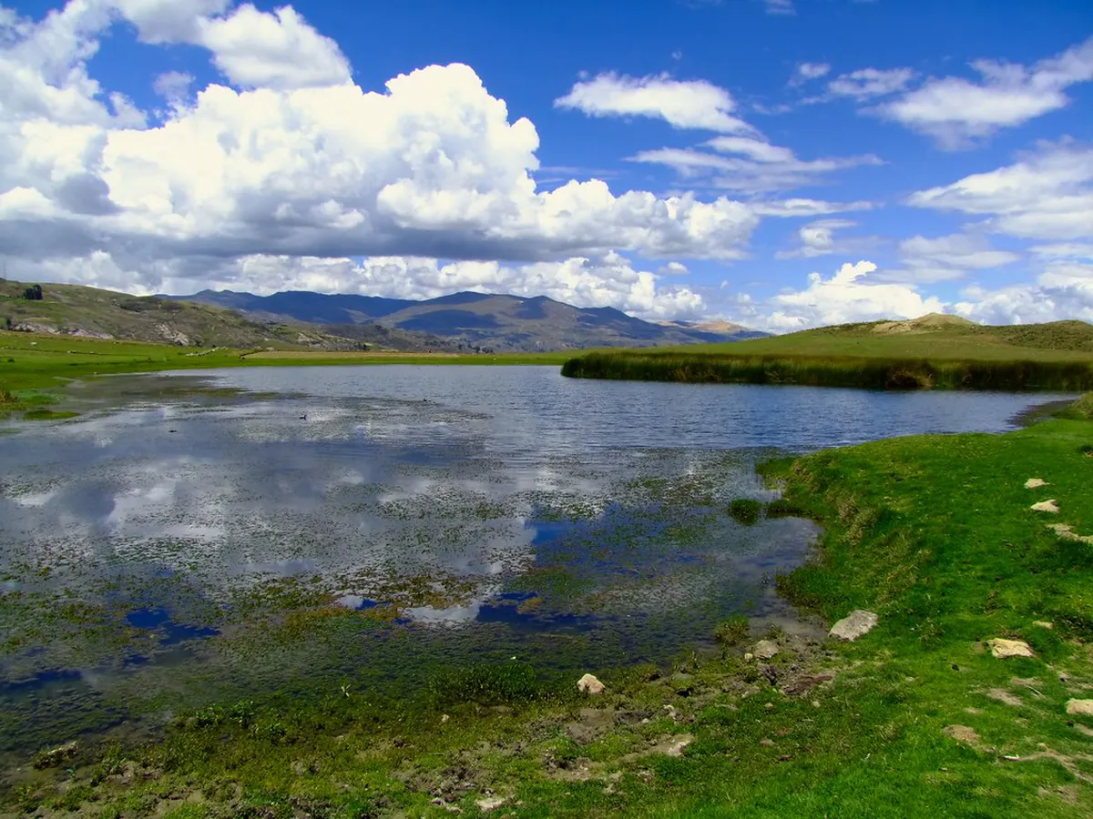 Wilcacocha Lagoon Sunset Hike Guide: Huaraz Secret Views