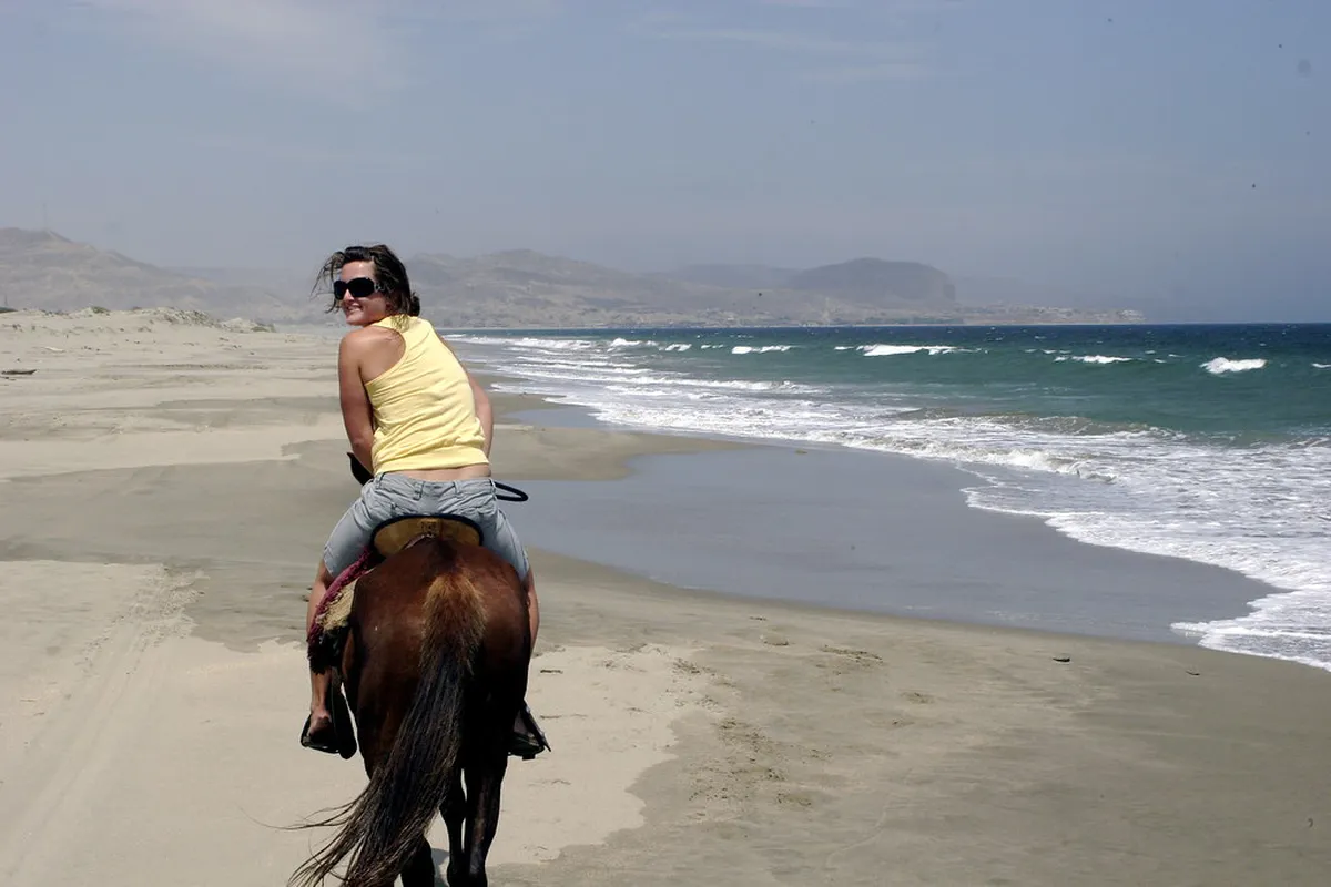 Best Máncora Horseback Riding Tours: 10 Top Rides