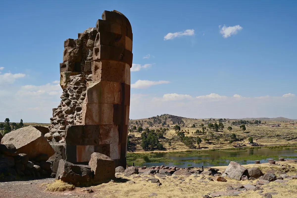 Sillustani Burial Towers Guide: 10 Essential Sights