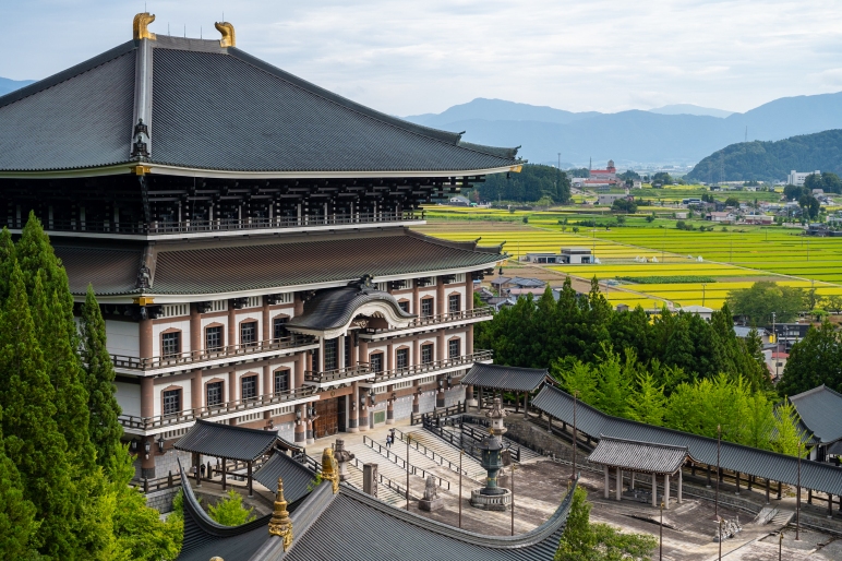 1. Eiheiji Temple: A Zen Buddhist Haven among Fukui Attractions