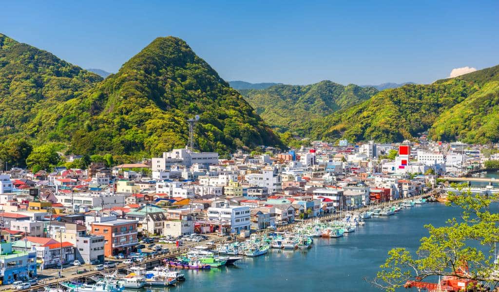 1. Exploring the Stunning Coastline of Izu 1. Exploring the Stunning Coastline of Izu