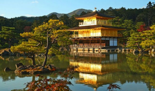 4. Ginkaku-ji (Silver Pavilion): Zen Beauty Among Kyoto's UNESCO Sites 4. Ginkaku-ji (Silver Pavilion): Zen Beauty Among Kyoto's UNESCO Sites